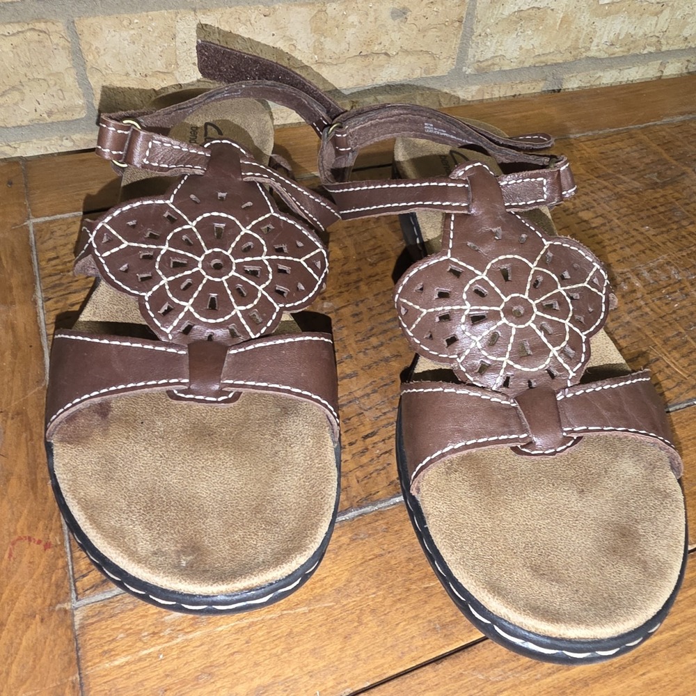 Clarks Bendables Women's Brown Leather‎ Strappy Slip On Wedge Sandals Size 11M